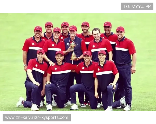 LIV高尔夫南非站德尚博次轮领先2杆 力矩队强势领跑团体榜首