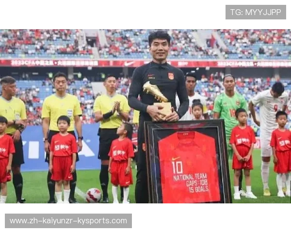 2025亚足联-中国足协梦想中国活动舟山启幕足球拥军助力强军